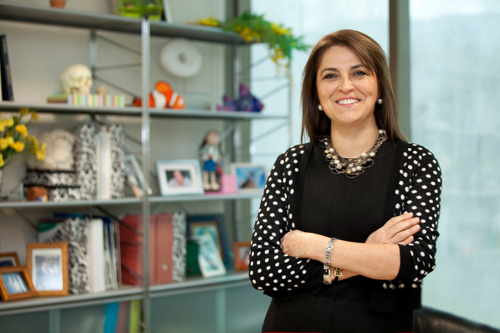 Doctora Carmen Gloria Morovic, médico cirujano plástico. Doctora Morovic.